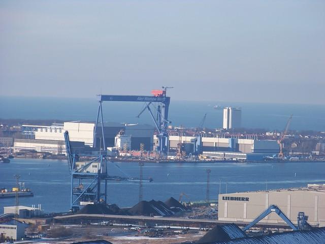 Hafen Richtung Warnemuende